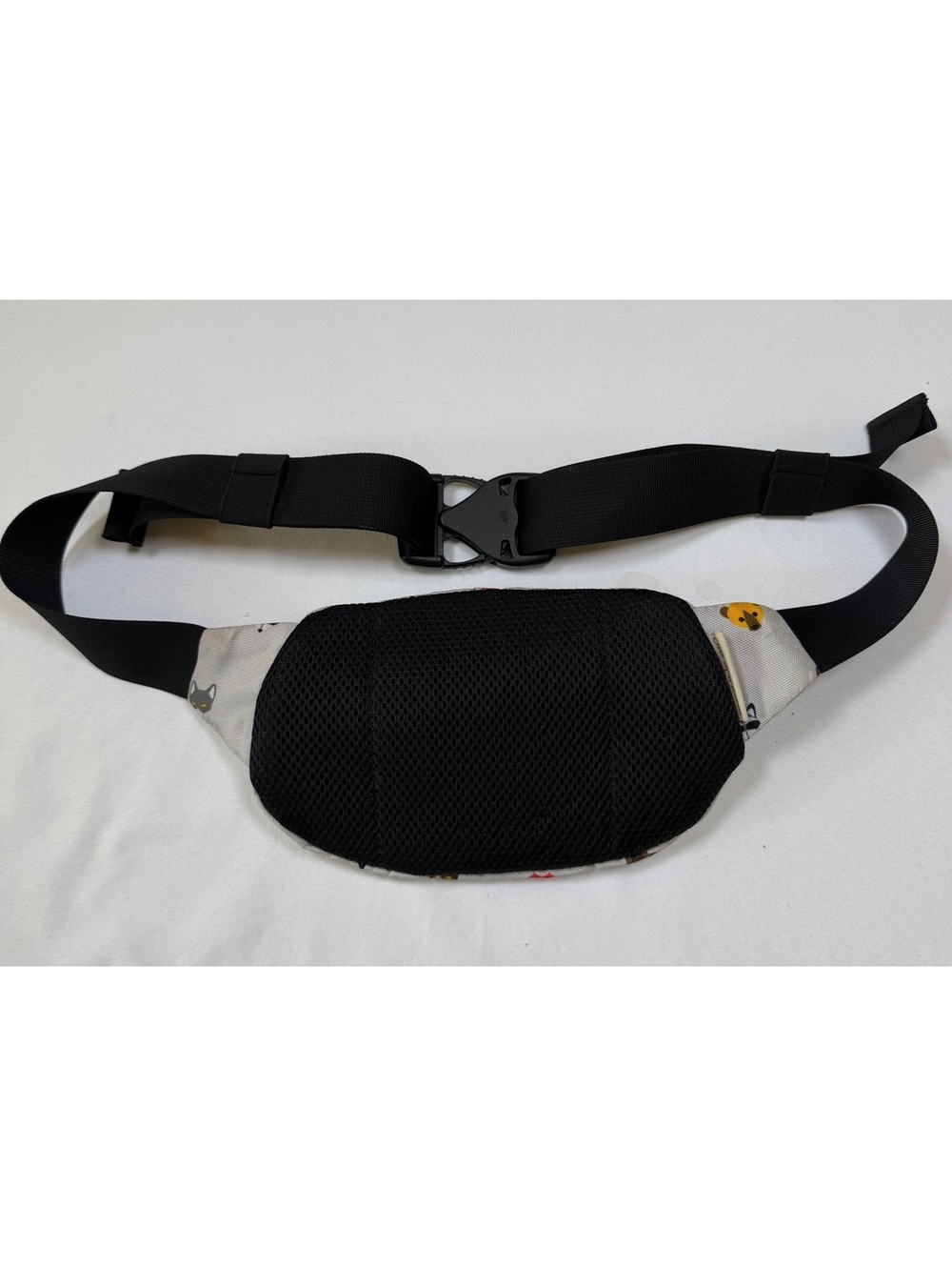 KAVU animal print waist pack - Picture 5 of 6